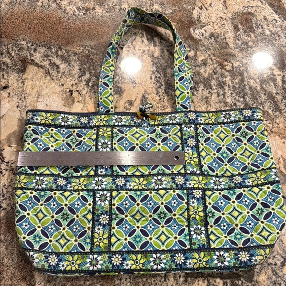 VERA BRADLEY TIC TAC TOTE Handbag Daisy Daisy - Picture 2 of 4